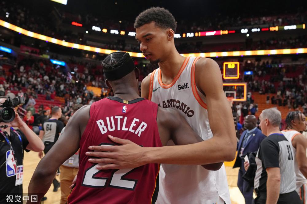 病缺席全明 病缺席全明