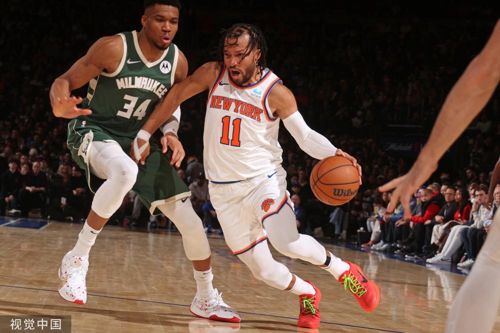 而雄鹿同样 而雄鹿同样