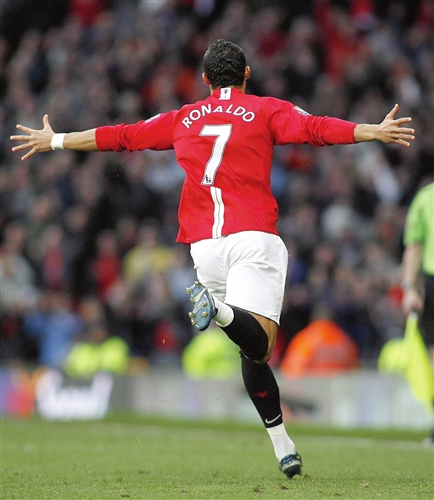 他的个人成 他的个人成